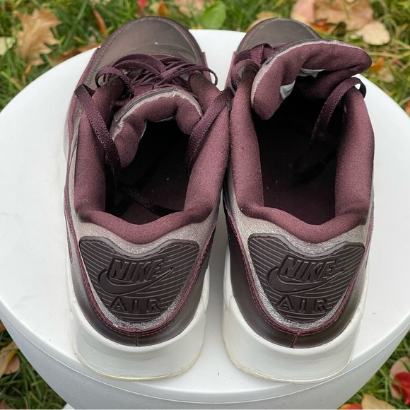 Nike Air Max 90 PRM Shoes Womens 8 Metallic Mahogany Running Sneakers 896497-903 - Picture 9 of 13